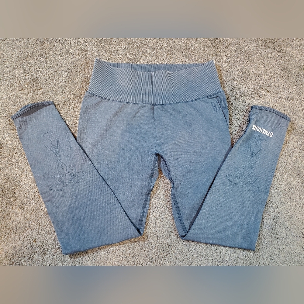 Gymshark Studio Leggings Teal size Small